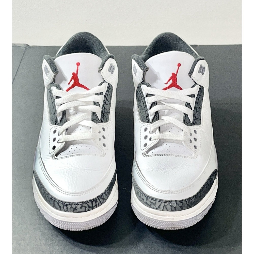 Jordan 3‎ Cement Gray Sneakers Men's 9 CT8532-106 Retro 2024 Basketball